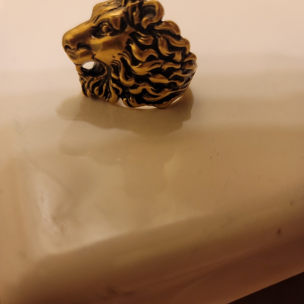 $350 OBO - only accepting payment through posh. - Picture 2 of 4